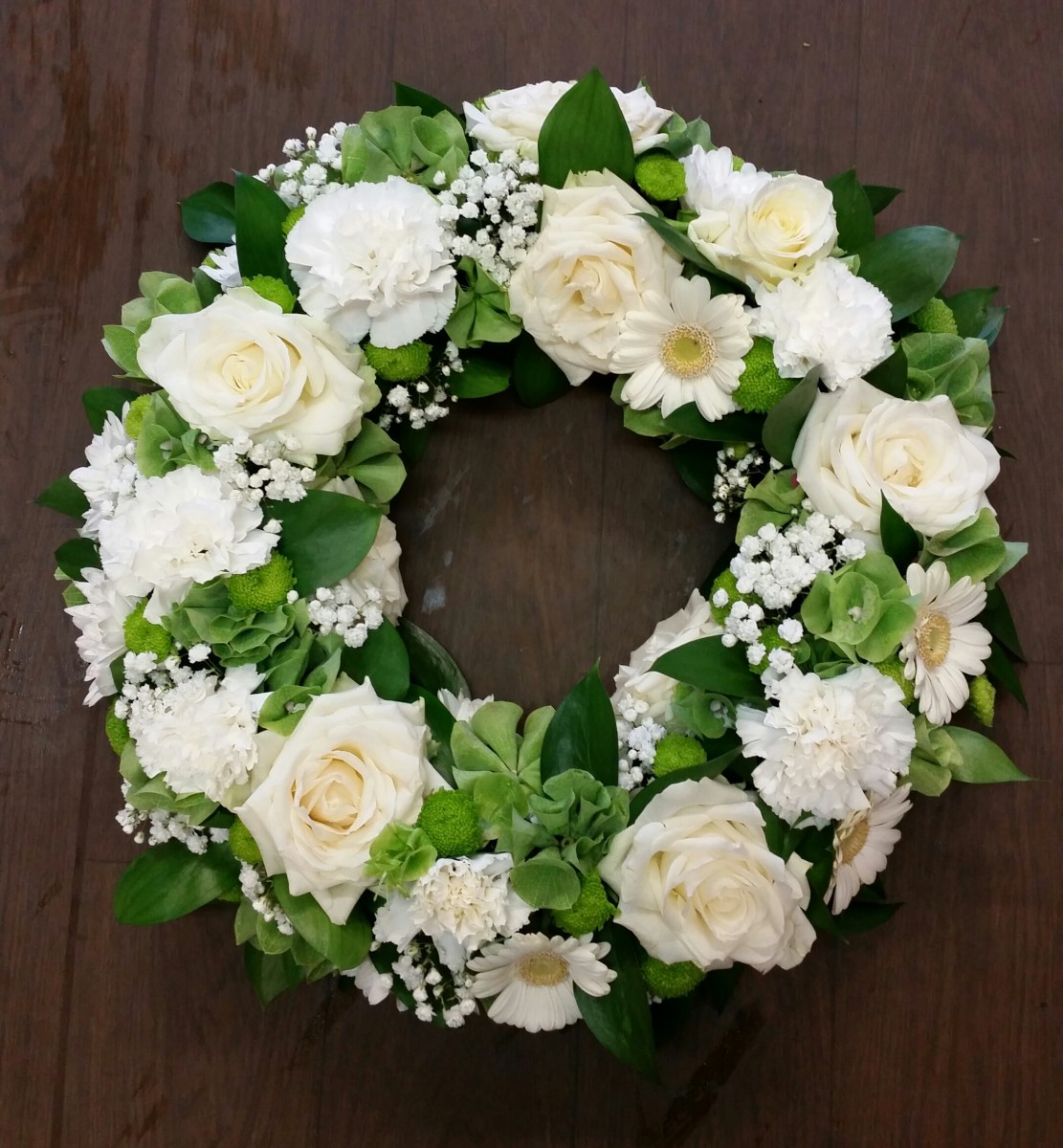 Green/White Wreath | Showers of Flowers