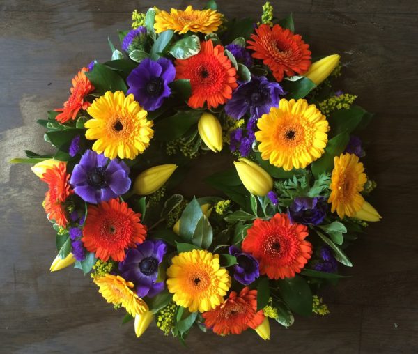 Wreath : Spring Colours with Tulips